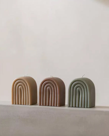 Gusta Regenboog Kaars Taupe 2